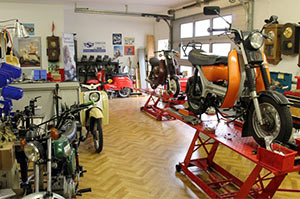 Blick in die Werkstatt des Schwalbendoktors